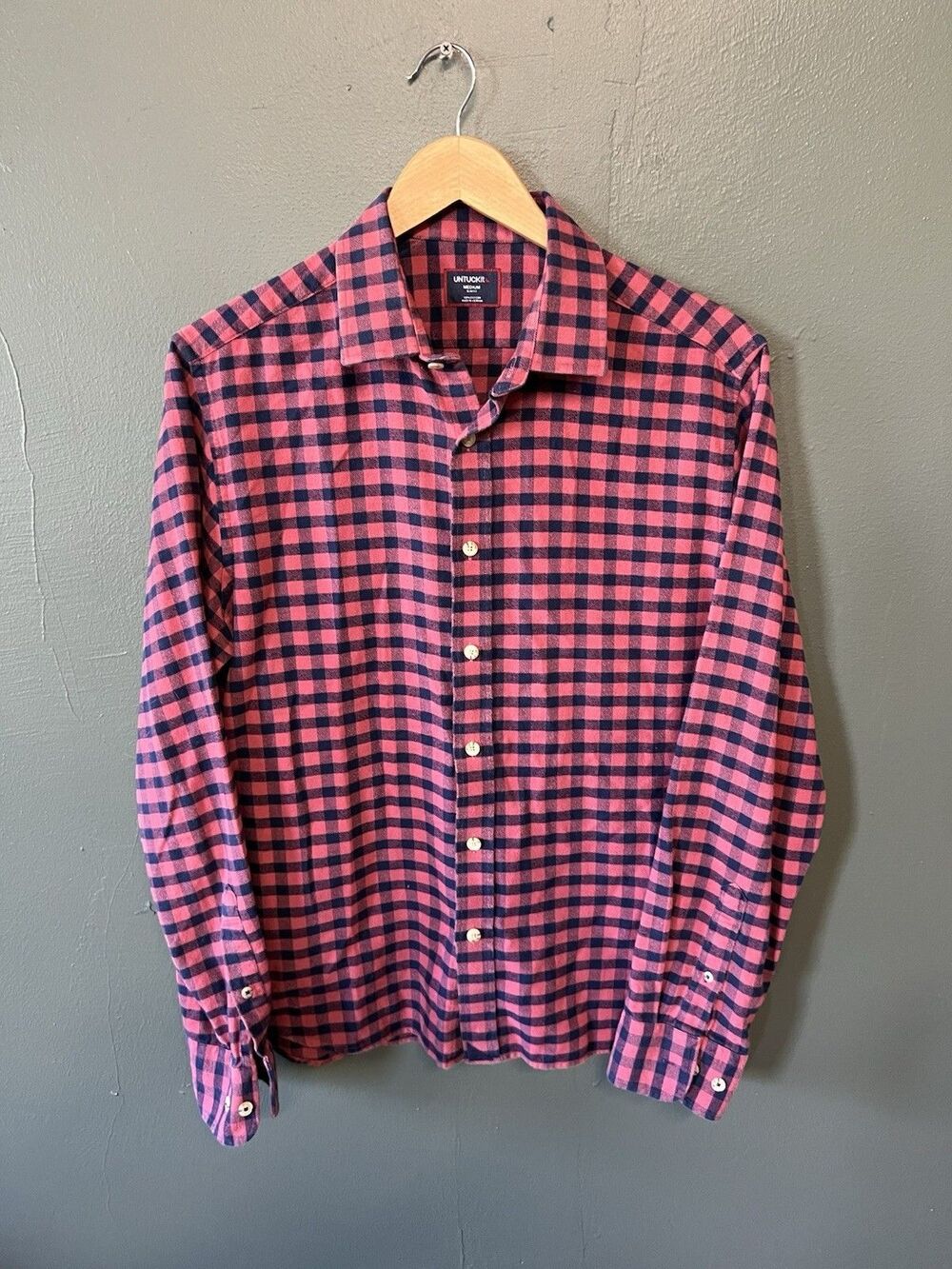 Untuckit Mens Red Checkered Long Sleeve Button Up Flannel Shirt Size Medium